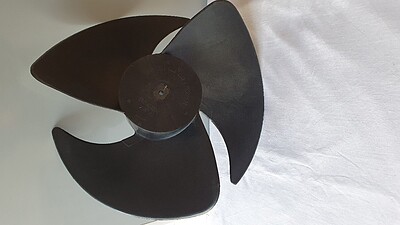 پروانه کندانسور کولر گازی